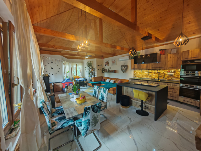 Eladó ingatlan, Eger